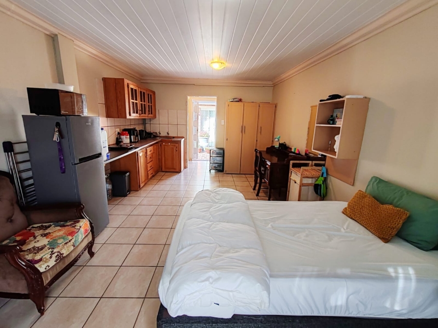 3 Bedroom Property for Sale in Kannoniers Park North West
